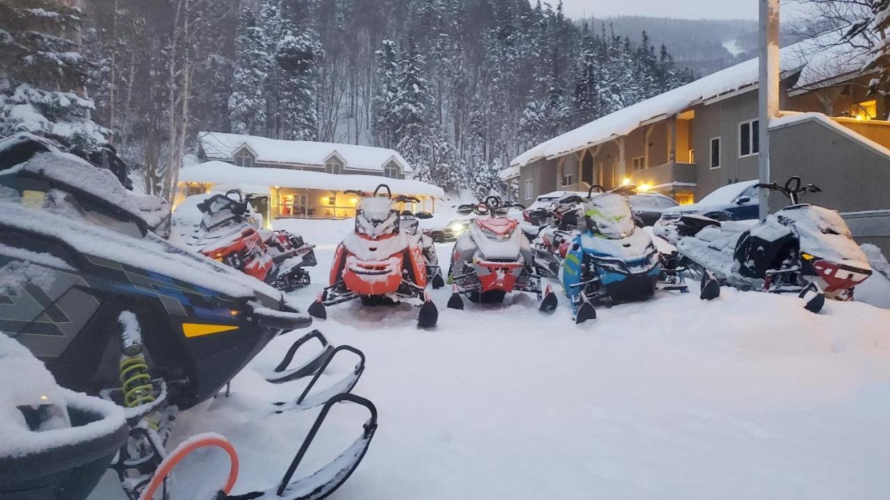 Marblewood Village Resort Steady Brook Eksteriør billede